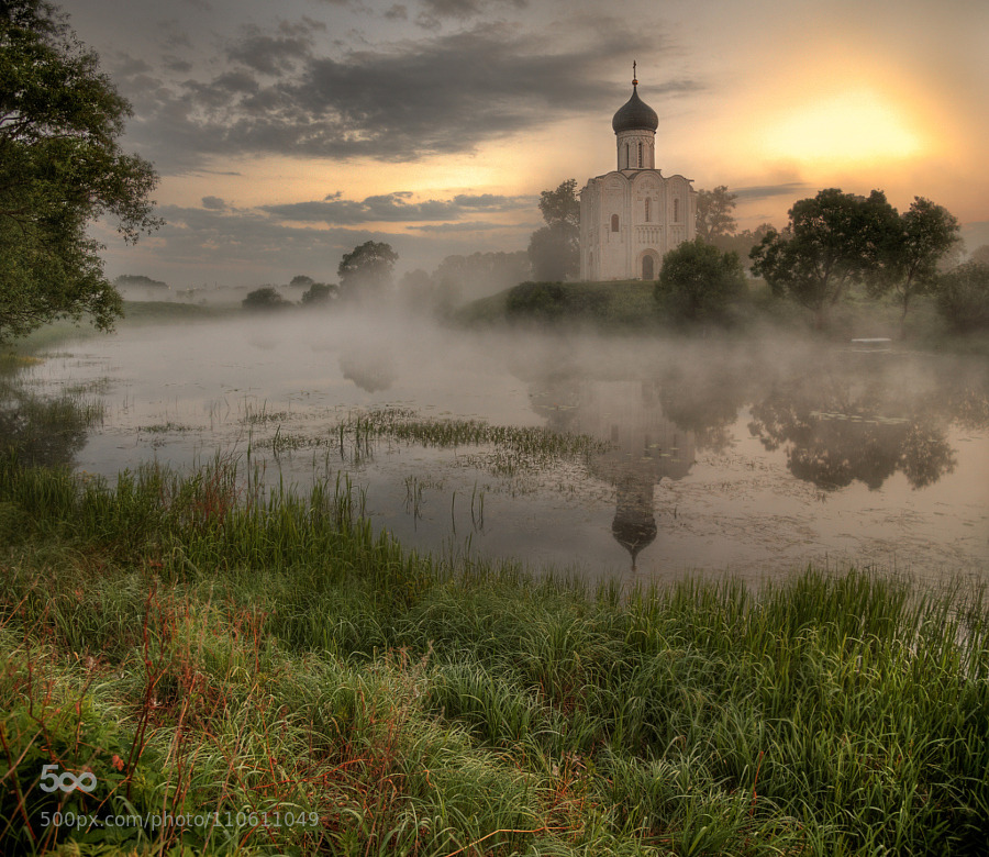 morethanphotography:  Церковь Покрова на Нерли… by egordeev