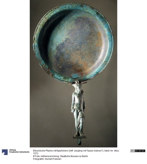 romegreeceart:Etruscan frying pan. The figure is possibly Adonis.smb.museum-digital.de/index