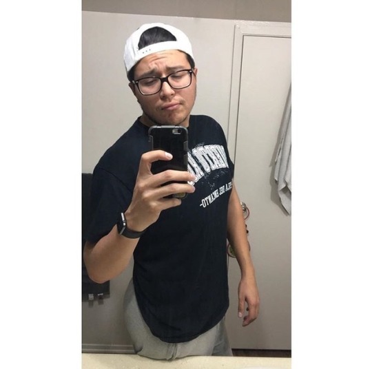 mikael3:  Promoting Social MediaInstagram: mikael6393Snapchat: mikael1220Twitter: mikael122009Add me!!!!