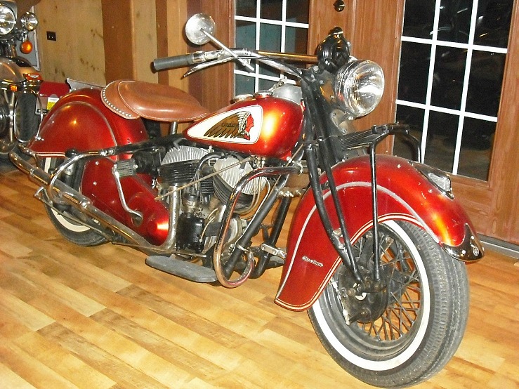psychoactivelectricity:    1941 Indian Chief  