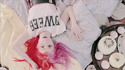 Favorite Music Videos | [1-∞] Paramore: Still Into You“Can’t count the years