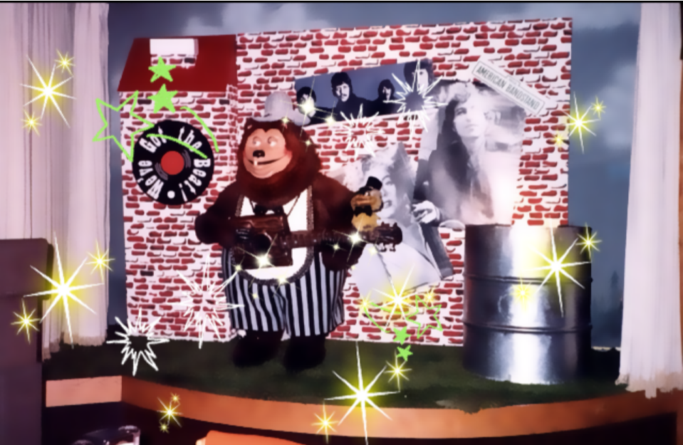 csailorpinklady18:  Rock afire explosion  The test stage   The “Magic” stage