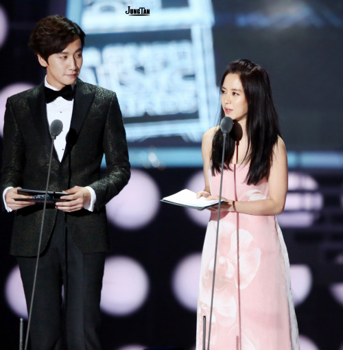 mongji-fan:141203 MAMA -JiHyo & KwangSoo Cr：JUNGTAN丶 ,cherrylookkkkk  