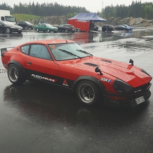 dopechopstixx:  Man do I have some love for this car.. Props to the owner, straight outta Sweden.