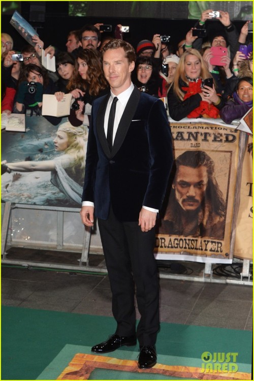 Awww, he&rsquo;s got his blue velvet Hobbit jacket on. Good luck charm, perhaps?Caption: Benedict Cu