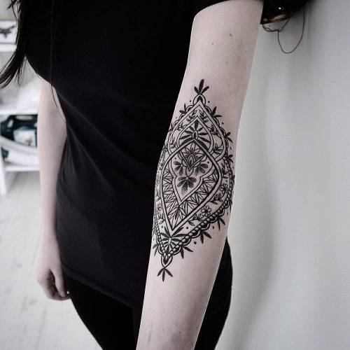 What are some tips for healing an inner elbow tattoo? - Quora
