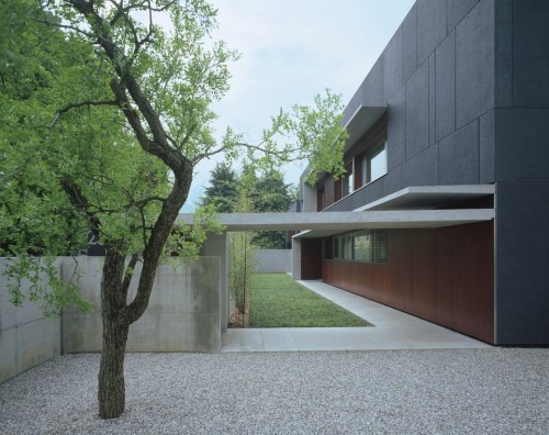A residence in Italy #ArchitectureDesign by GEZA Gri. http://bit.ly/1J3vZ8G #ItalianArchitecture #ar