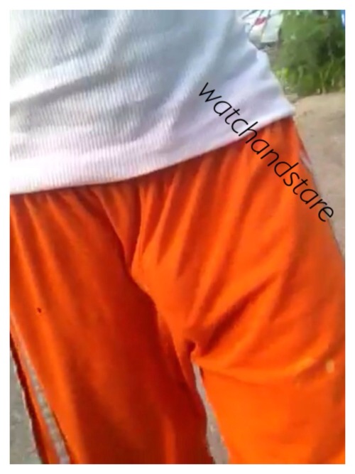 watchandstare:  I love my area I live in. The thugs never wear draws in the summer.