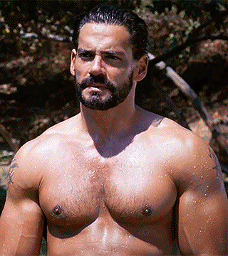 hotlatinosontv:  Cristian de la Fuente