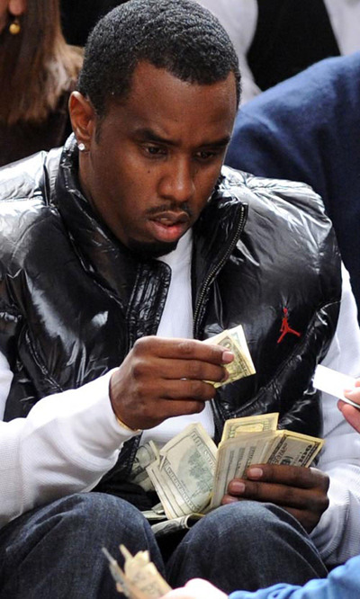 vaspim:  Sean “P. Diddy” Combs seeing a $1 dollar bill for the first time in