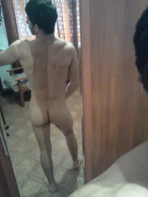 XXX Naked Boys\Male Nude Selfies photo