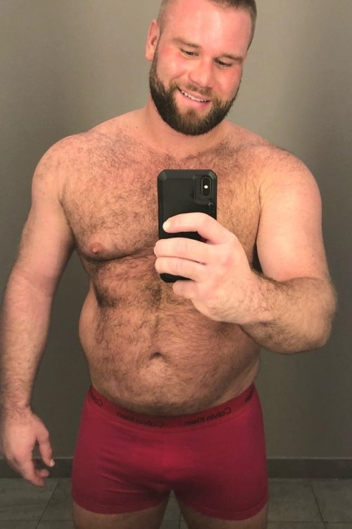 xxxnewstitch: Irresistible  Want to see more hot hairy daddies, bears, and silver foxes? Follow me! 