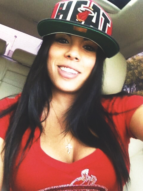 her hat though &gt;&gt;&gt; (salute)
