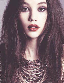 Adrianasousa06:  Bo. 