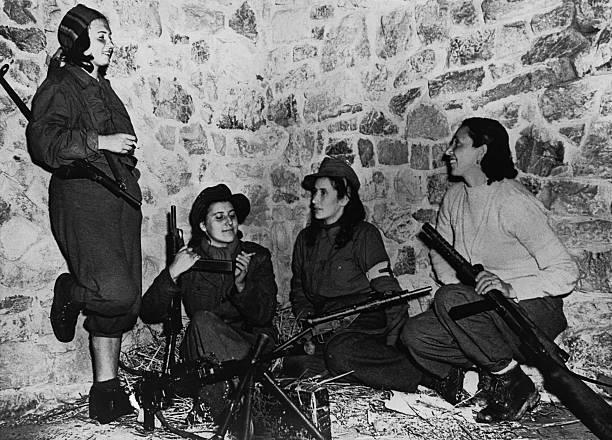 historicaltimes:  Four members of the anti-fascist Italian women’s resistance group