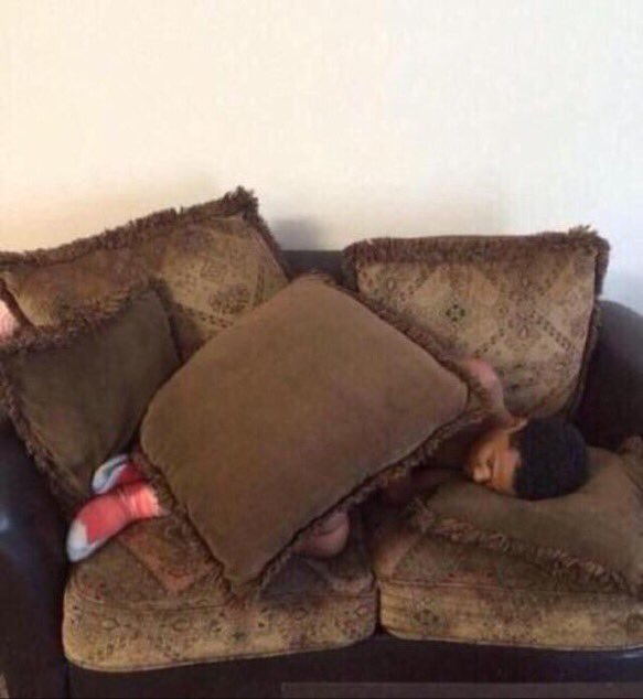thecommonchick:  When it’s cold af but you’re too lazy to get a blanket 