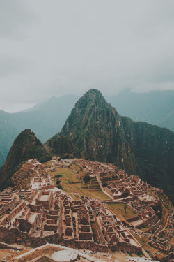 tryintoxpress:    Machu Picchu - Photographer ¦ Lifestyle - Nature - 18+   