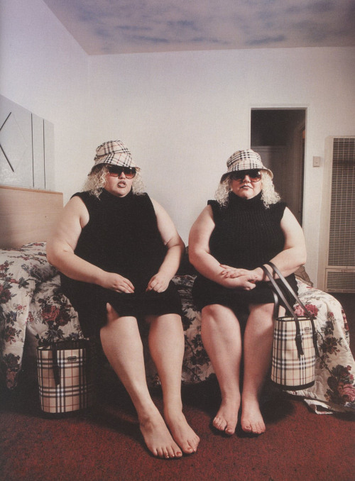 roguetraders:cheree and brie aka the burberry twins photographed by david lachapelle i-d no196 april 2000