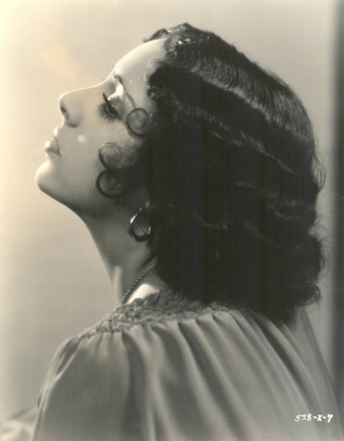 saisonciel:Nina Quartero, 1931