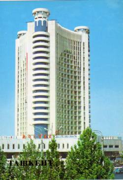 scavengedluxury:  Tashkent, Uzbekistan Moskva Hotel Postcard, 1983 