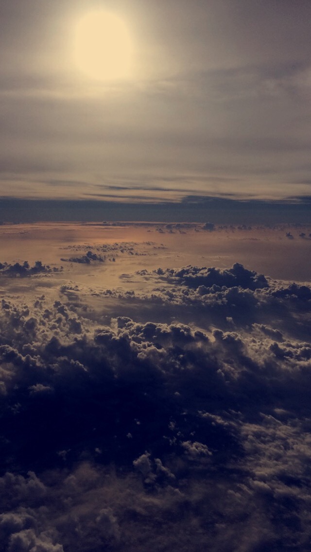 sircharlielunar-blr:  When I’m in the sky