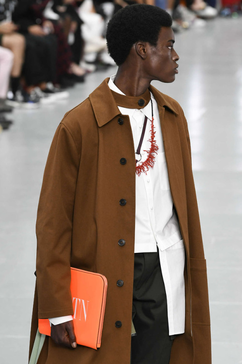monsieurcouture: Valentino S/S 2020 Menswear Paris Fashion Week