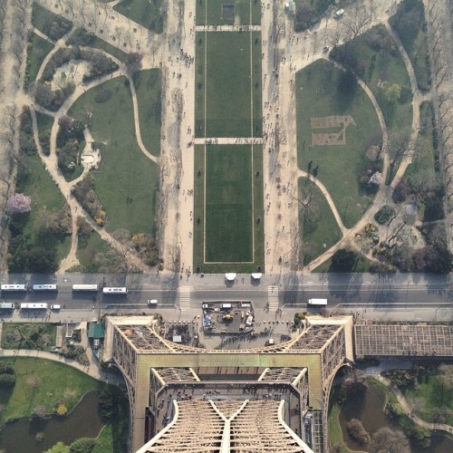 Porn Pics At the very top!!  (at Tour Eiffel)