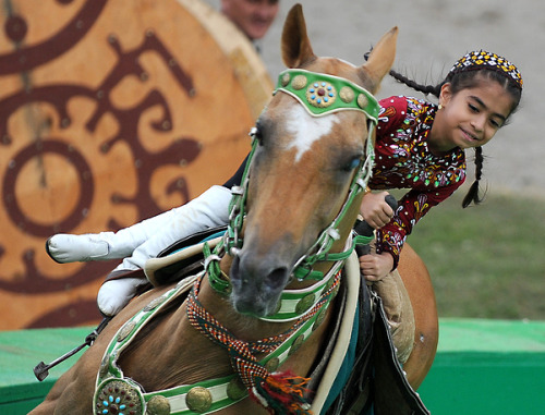 tmifangirl21:derinthemadscientist:songs-of-the-east:Scenes from the 2016 World Nomad Games hosted in