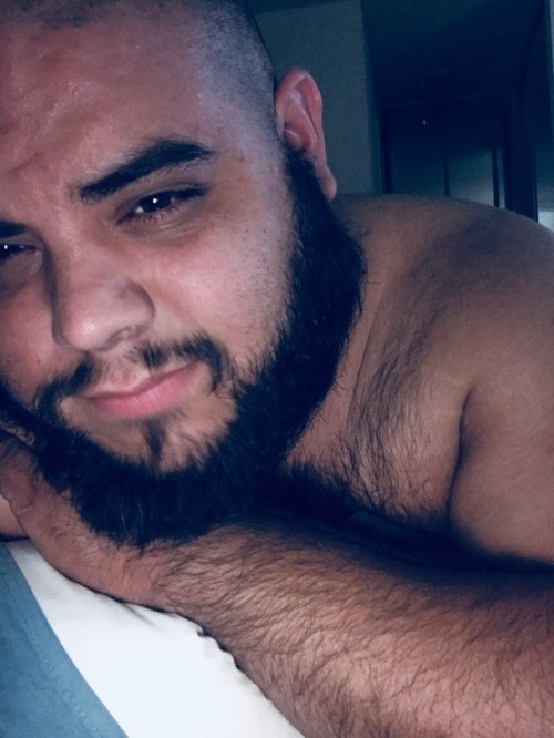 pork–belly:  Was tagged by @bewitched-queer @pantigre @apatheticqueerinspace and by @glitterbear7757 for 7 Selfies.   I know that last one doesn’t technically count but it makes me laugh 😌  Tagging: @eastlosjoto @muychingon @quellefuckinsurprise