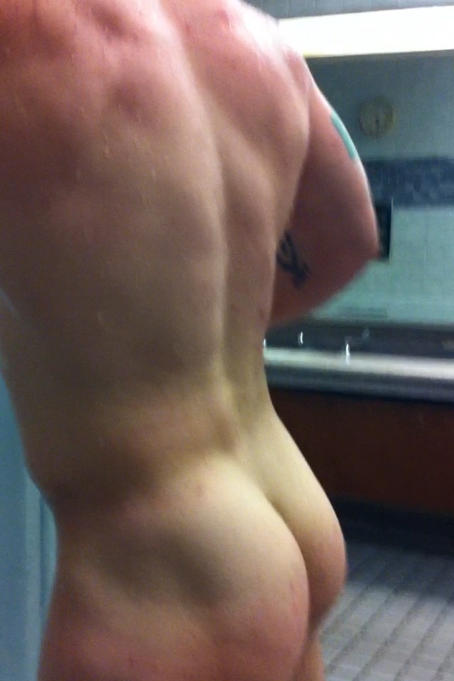 peeking-out-males:  guyspantsdown:  Caught in the showers  Peeking Out MalesSpy on