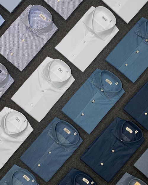 Restocked #finamore shirts. Six series ideal for outfit four seasons, formal shirts made with a fine