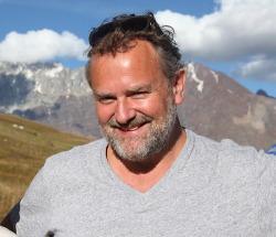 donnyboy75:Hugh Bonneville