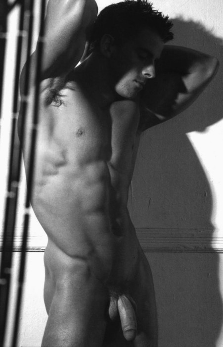 MEN R BEAUTIFUL