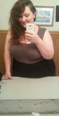 chubby-bunnies:  Angie/30/size 24-28 Depends on what brand Took this photo after getting my heart broke. Reminding myself I’m still cute &amp; a good person :3 http://starsofdifferentbirth.tumblr.com/