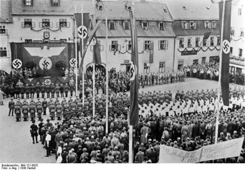 simbartez:  “Invasion of the Sudetenland” Looks more like a welcome to me