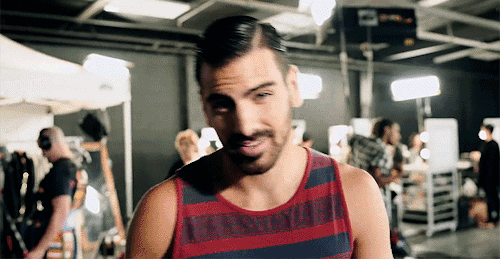 nyleantm:  Give us your best “sexy scientist” look! 