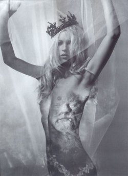 extolled:  “Ultimate Kate” Kate Moss by Craig McDean for Vogue Paris December/January 2005 
