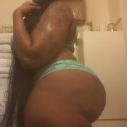 Ms. Cleo Got That Mature Donk!