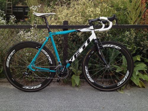 crossgram: #yeti #cyclocross #bike with #campagnolo gears and #zipp wheels | Highlights from Spa in 