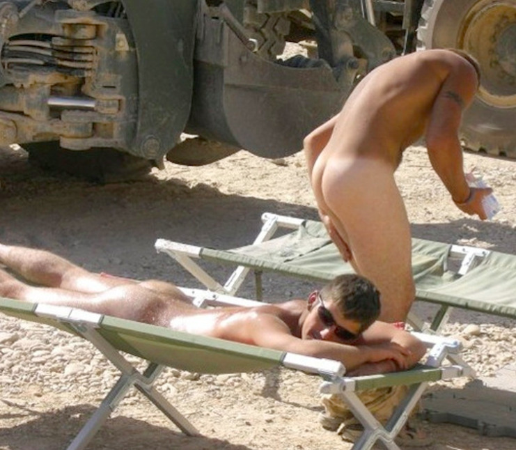 militarymencollection:  militarymencollection
