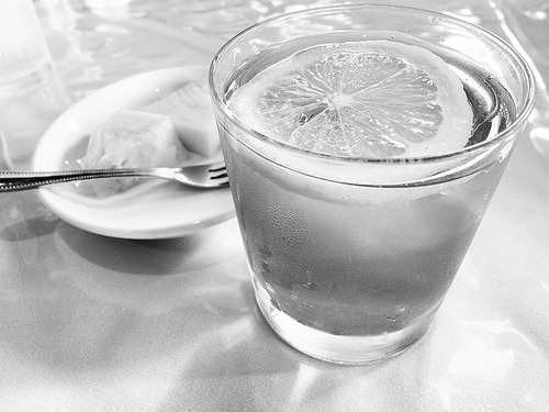 Ice tea with lemon #flickstackrFlickr: https://flic.kr/p/HpgRLh