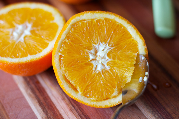 therawveganproject:  thecakebar:  How to make Chocolate Oranges Tutorial  Dreaming