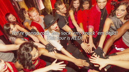 chansukcatsmile:  Before we go on stage, we do a huddle. We have everybody do a speech and say somet