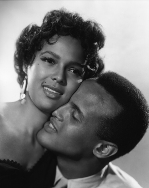 twixnmix:Dorothy Dandridge and Harry Belafonte in “Carmen Jones” (1954)