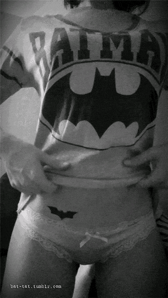 bat-tat:My first gif for my first fan :D dontaskmewhyididit