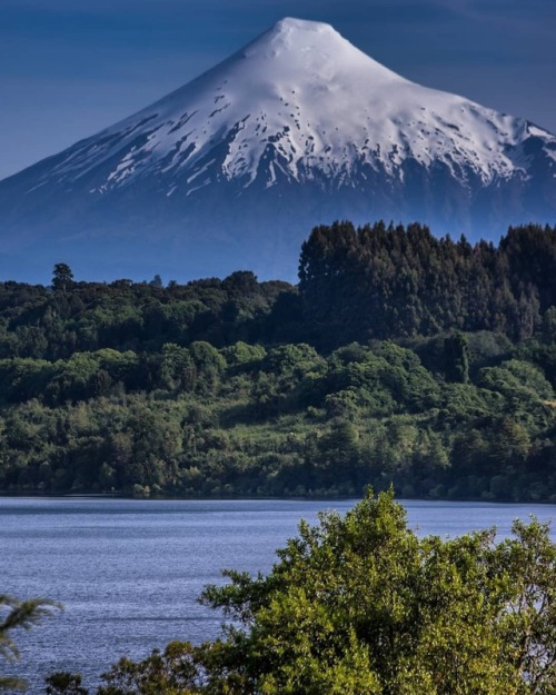 turnnoffyourmind:Lago Rupanco, Osorno, Los Lagos, Chile.