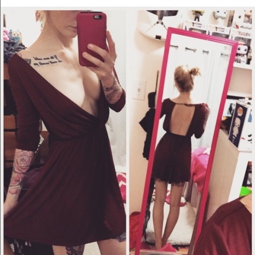 withaflowerinmyhair:  I just added this to adult photos
