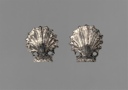 met-greekroman-art:Pair of silver attachments in the form of seashells, Metropolitan Museum of Art: 