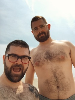 cub-buns:  fuzzpup:  I forgot what wind in my chest hair feels like and re-remembered that my favorite state of dress is half-naked  Bruh
