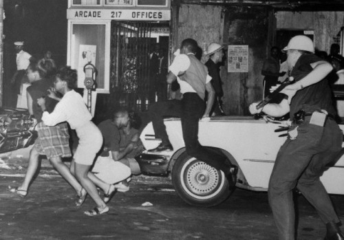 harlemcollective:  Harlem Riots of 1964.History has a way of repeating itself.